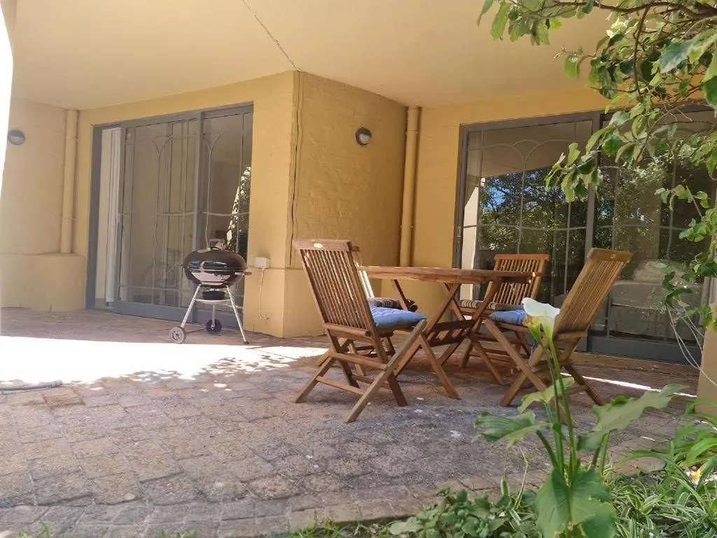 Beautiful Apartment Across From The Beach Κέιπ Τάουν Νότια Αφρική