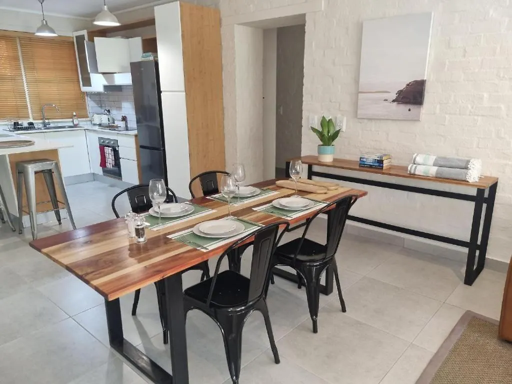 Beautiful Apartment Across From The Beach Κέιπ Τάουν