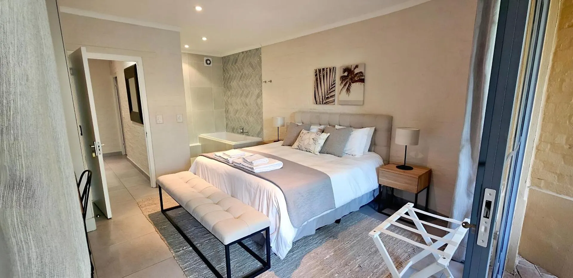 Beautiful Apartment Across From The Beach Ciudad del Cabo